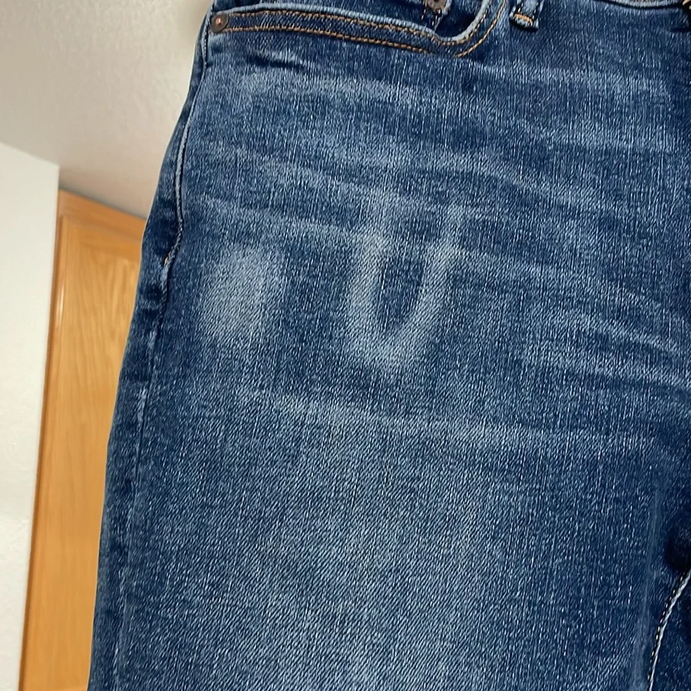 NWT Lucky Brand 411 Athletic Taper 29x30 - Picture 2 of 7